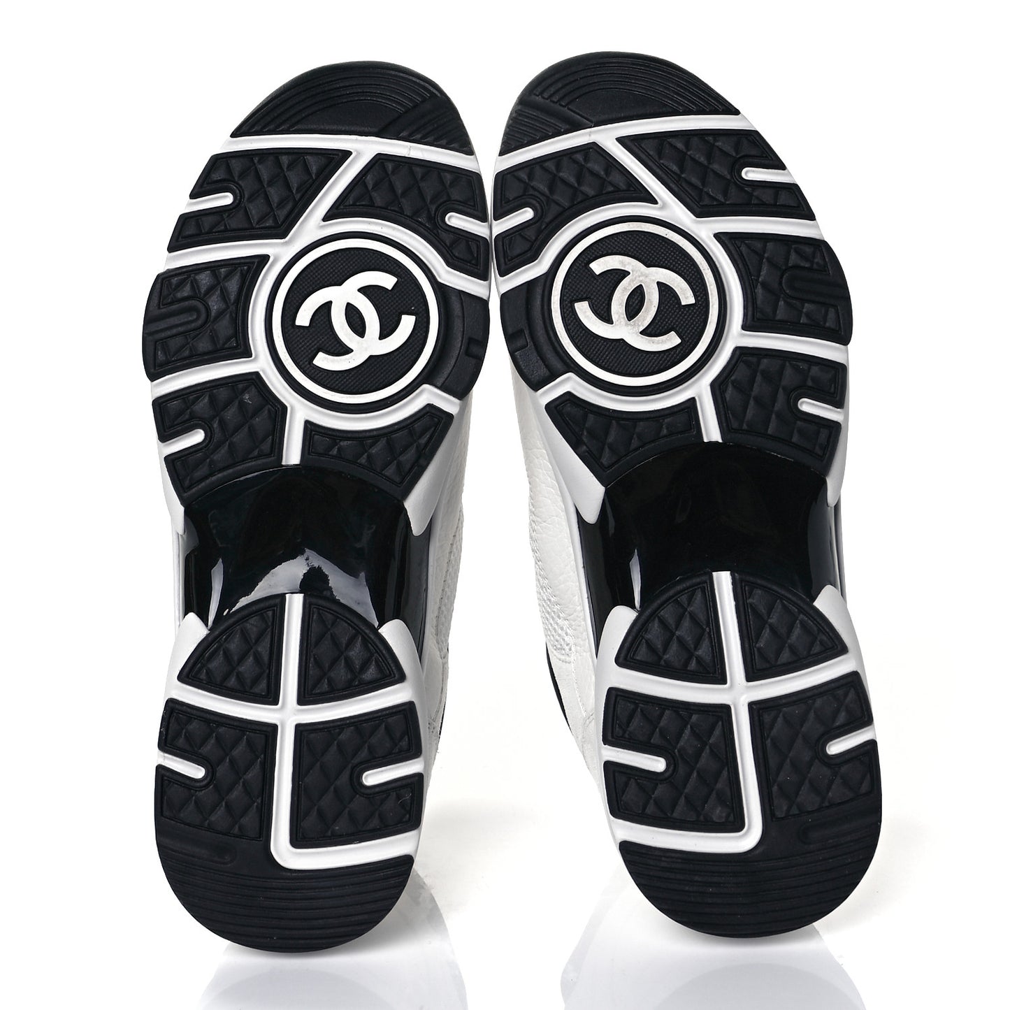 Mesh Suede Calfskin Grained Calfskin Womens CC Sneakers 39 White Black