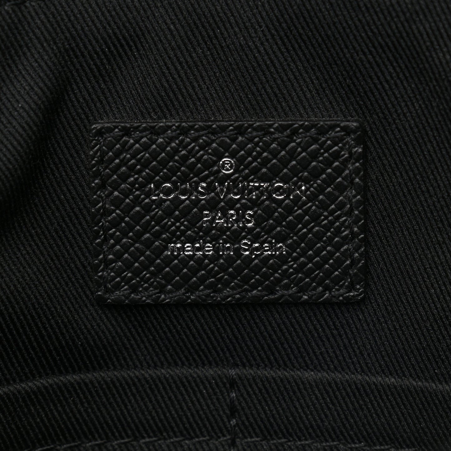 Taigarama Messengerama Black