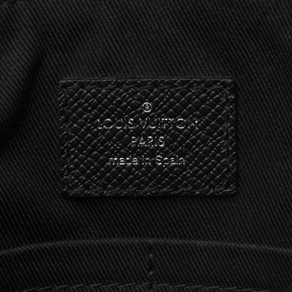 Louis Vuitton Taigarama Messengerama Black 6 of 8