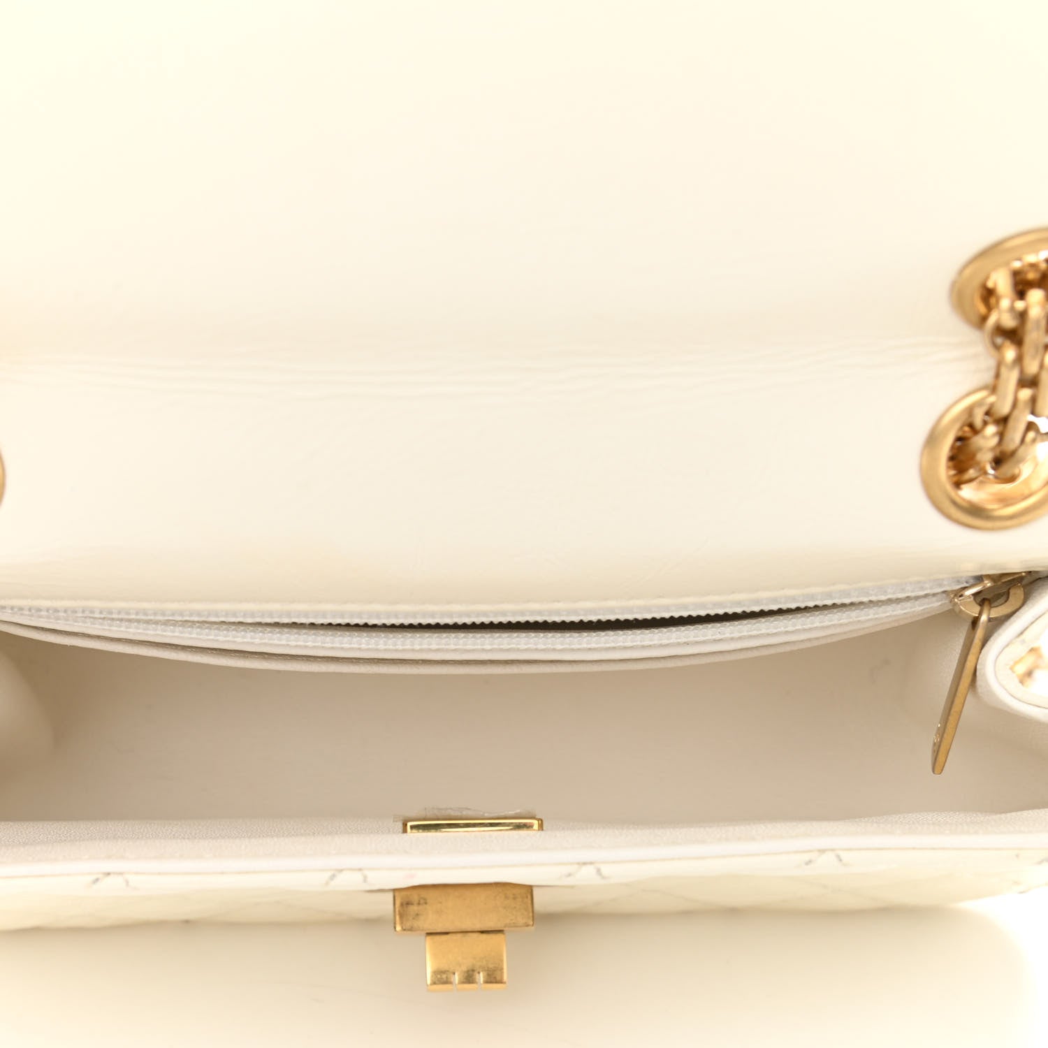 Chanel Aged Calfskin Quilted 2.55 Reissue Mini Flap White 5 of 10