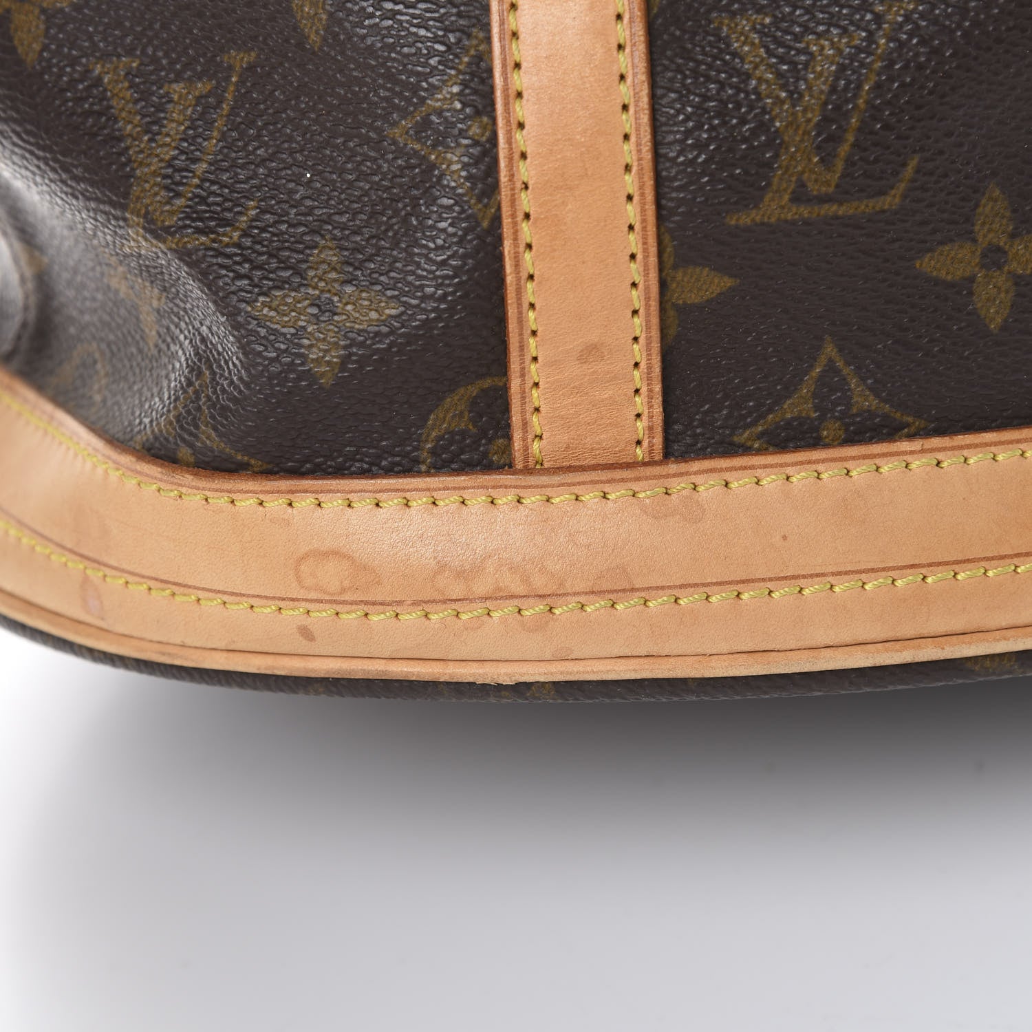 Louis Vuitton Monogram Bucket 27 24 of 27