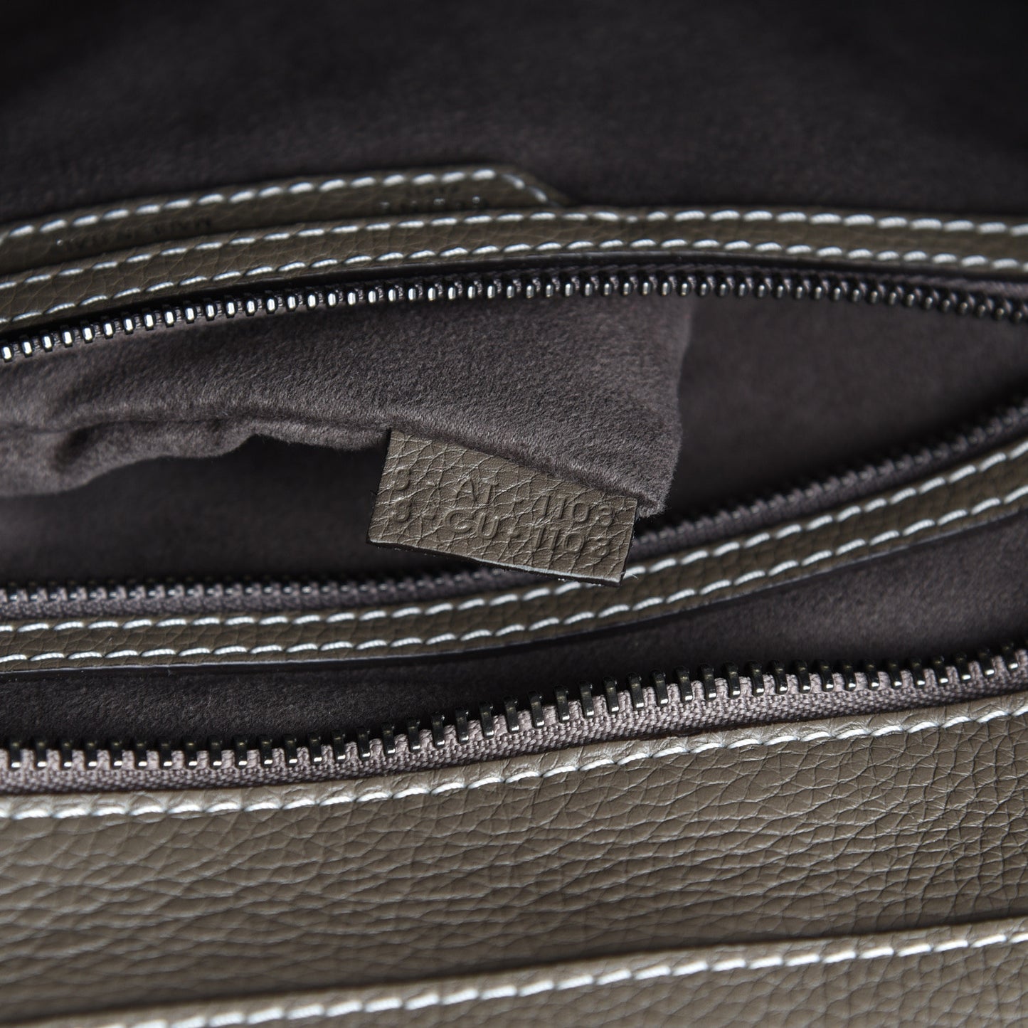 Drummed Calfskin Mini Luggage Souris