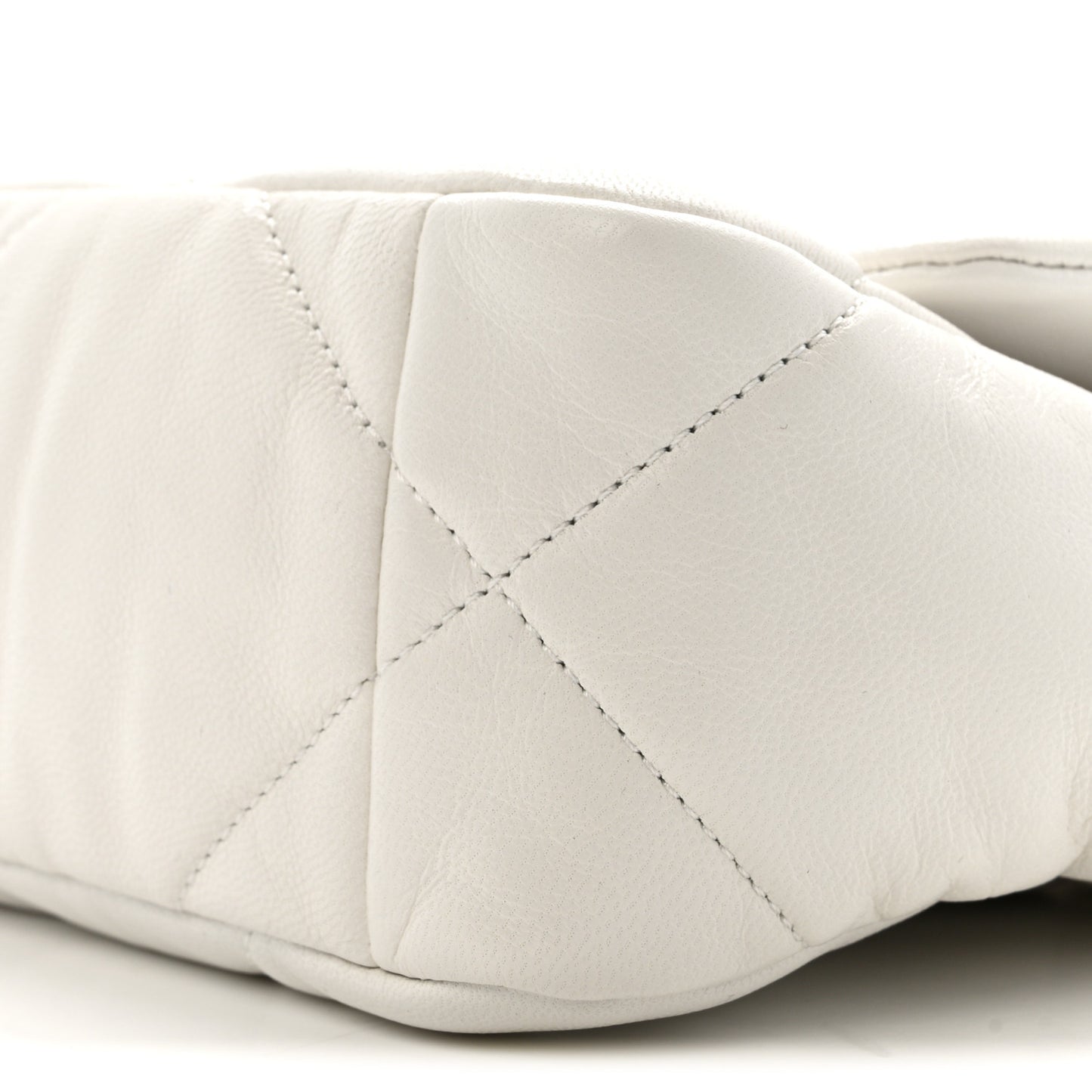 Goatskin Quilted Medium Chanel 19 Flap White