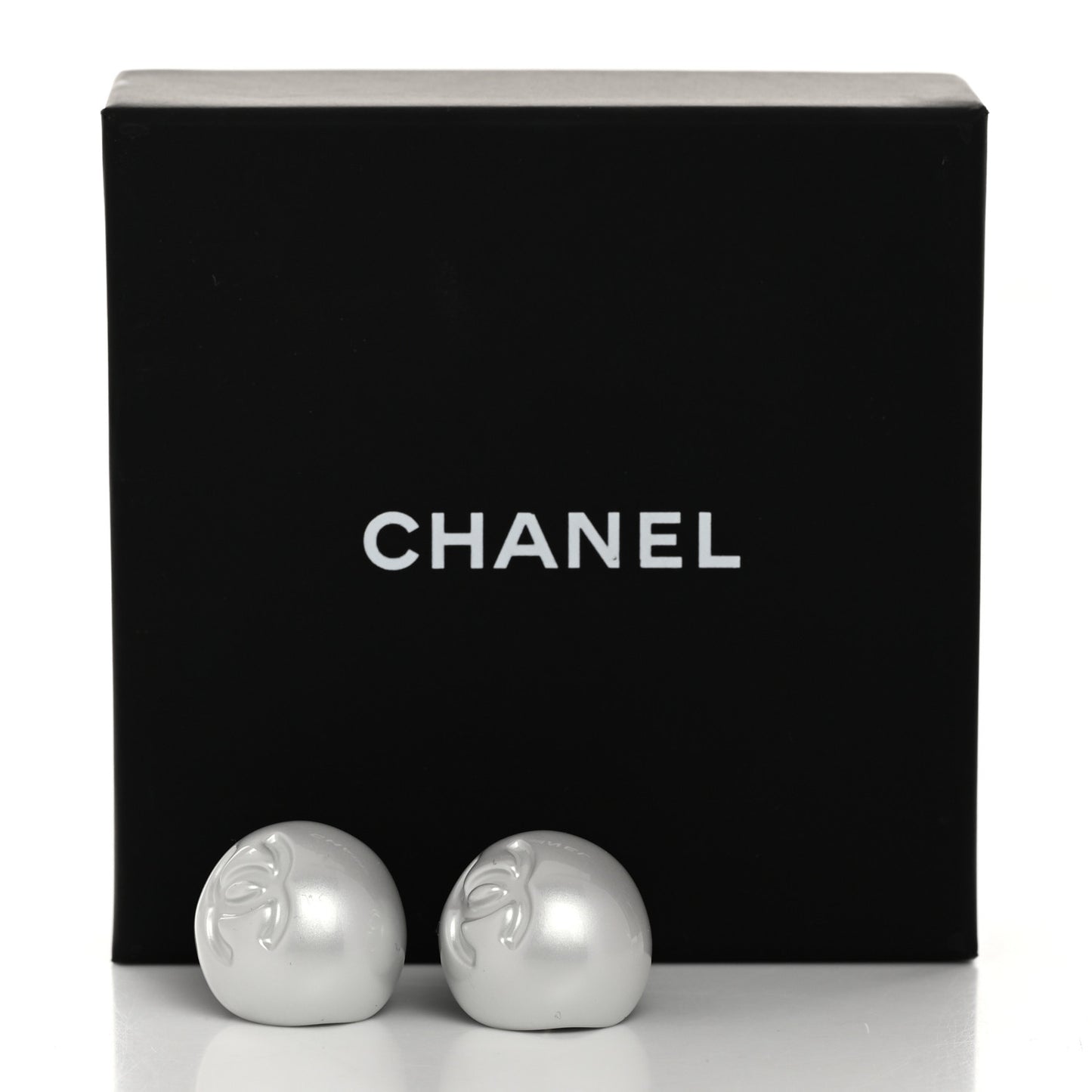 Resin Metal CC Stud Earrings Silver Pearly White