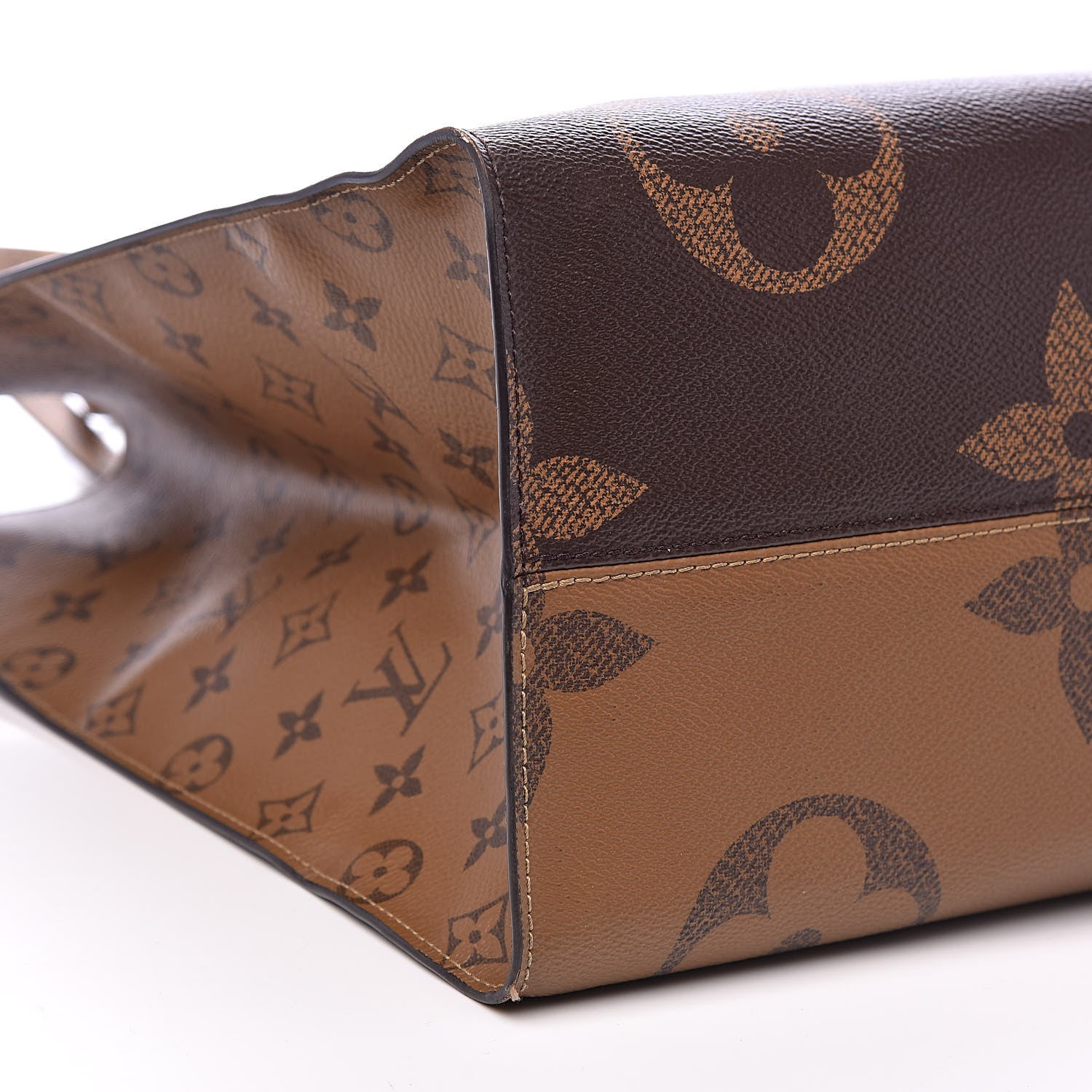 Louis Vuitton Reverse Monogram Giant Onthego GM 9 of 14