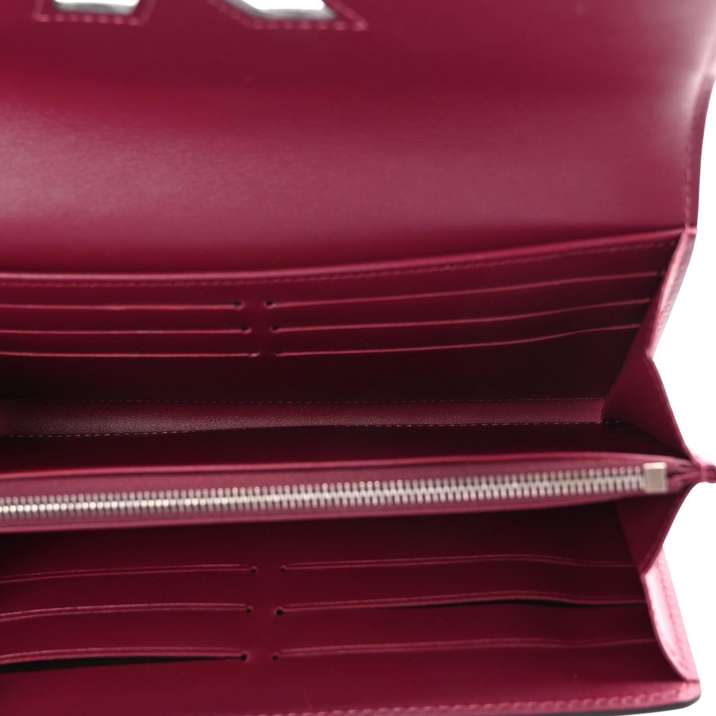 Patent Monogram Twist Wallet Magenta