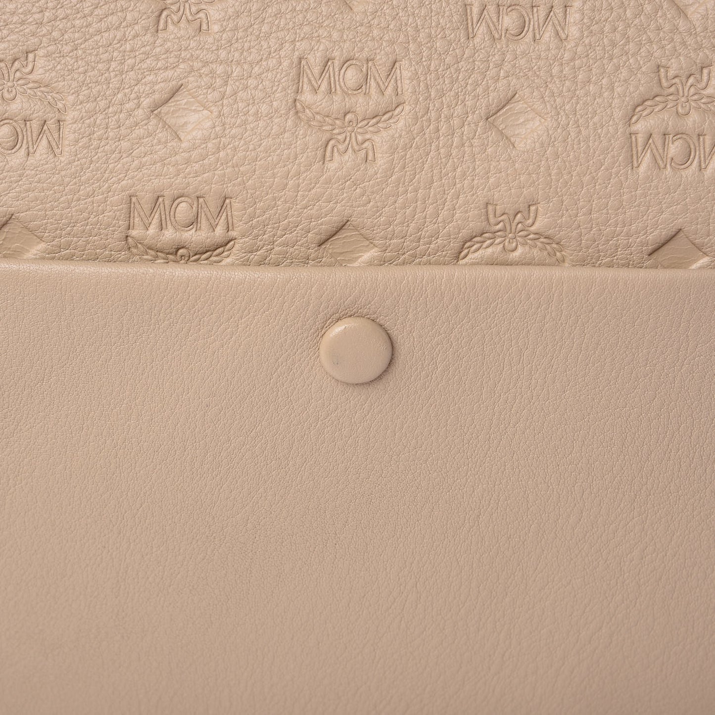 Grained Calfskin Medium Klara Hobo New Beige