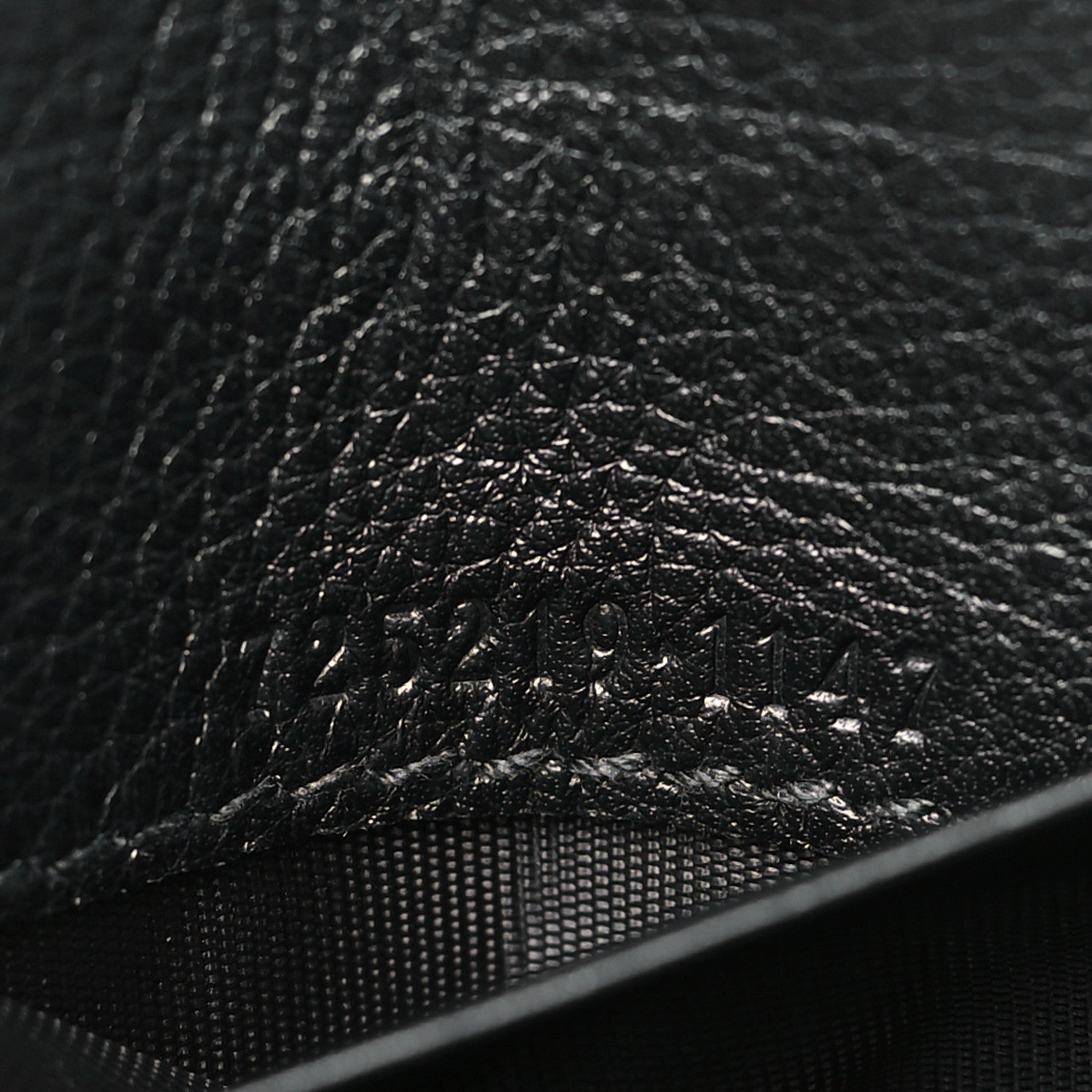Gucci Roxy Calfskin Medium Blondie Chain Wallet Black 7 of 11