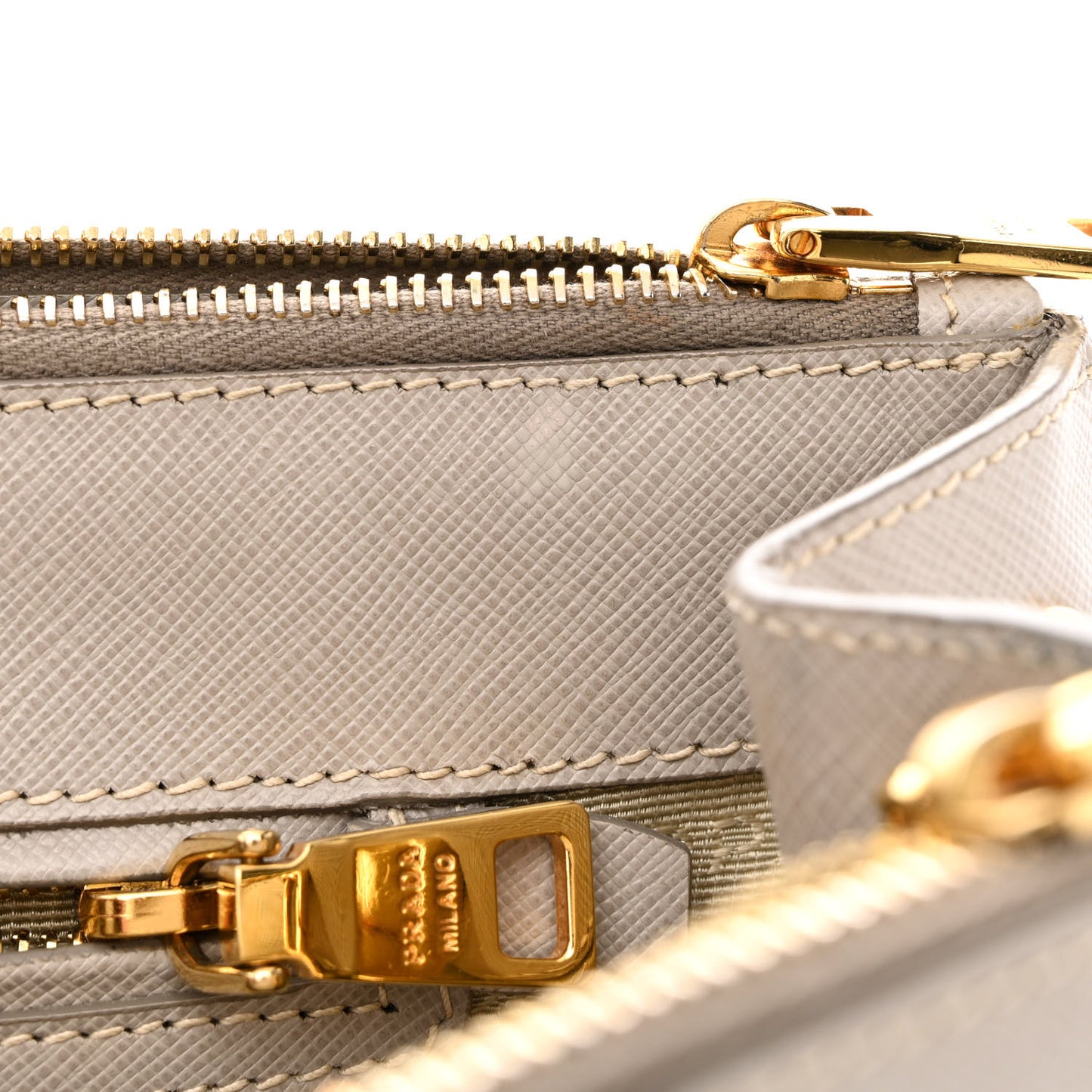 Saffiano Large Galleria Double Zip Tote Argilla