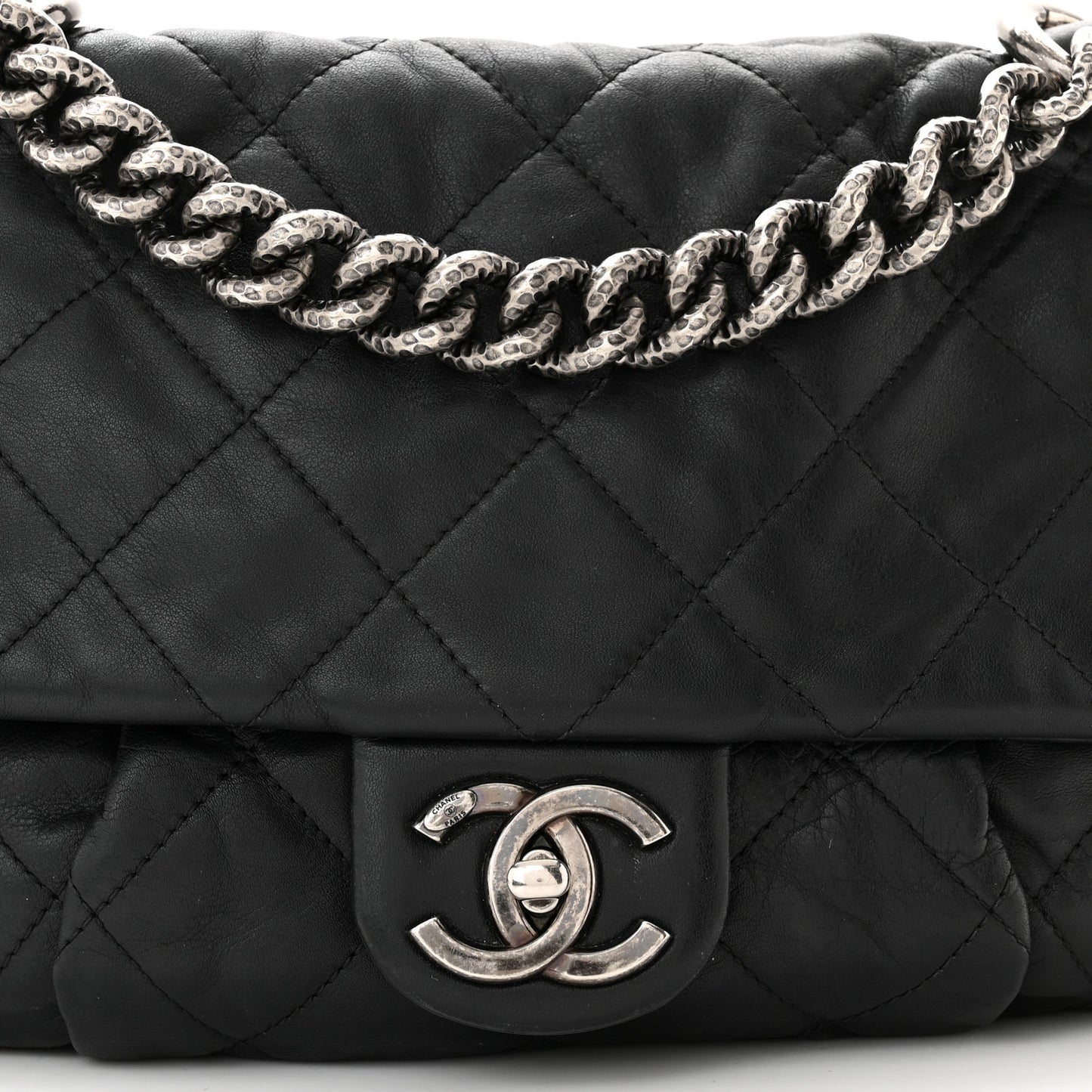 Calfskin Coco Pleats Messenger Flap Black