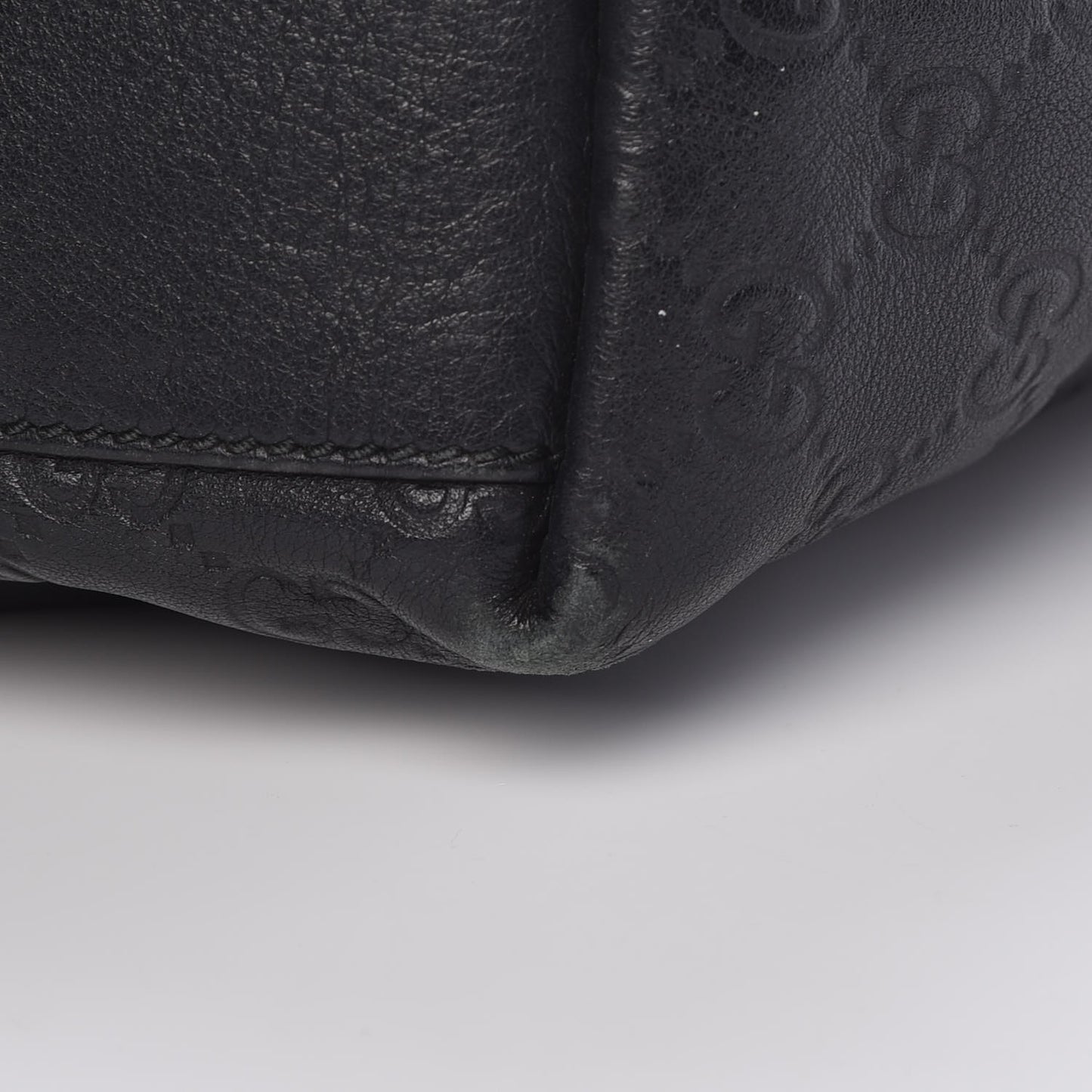 Guccissima Medium Zippered Shopping Tote Black