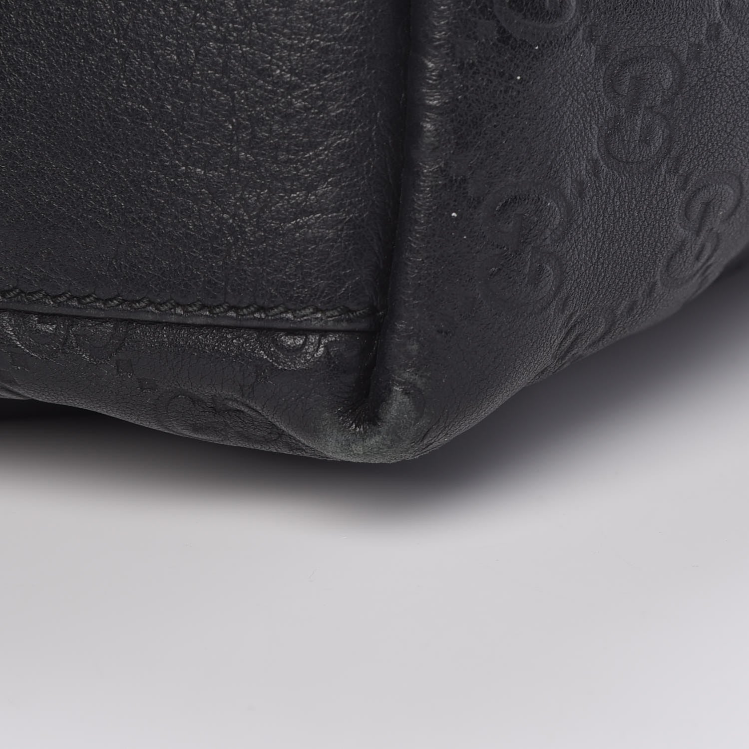 Gucci Guccissima Medium Zippered Shopping Tote Black 16 of 19