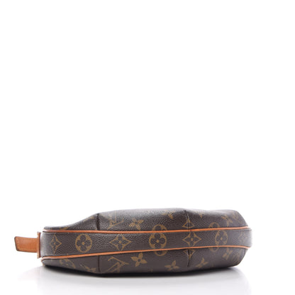 Louis Vuitton Monogram Croissant PM 4 of 9