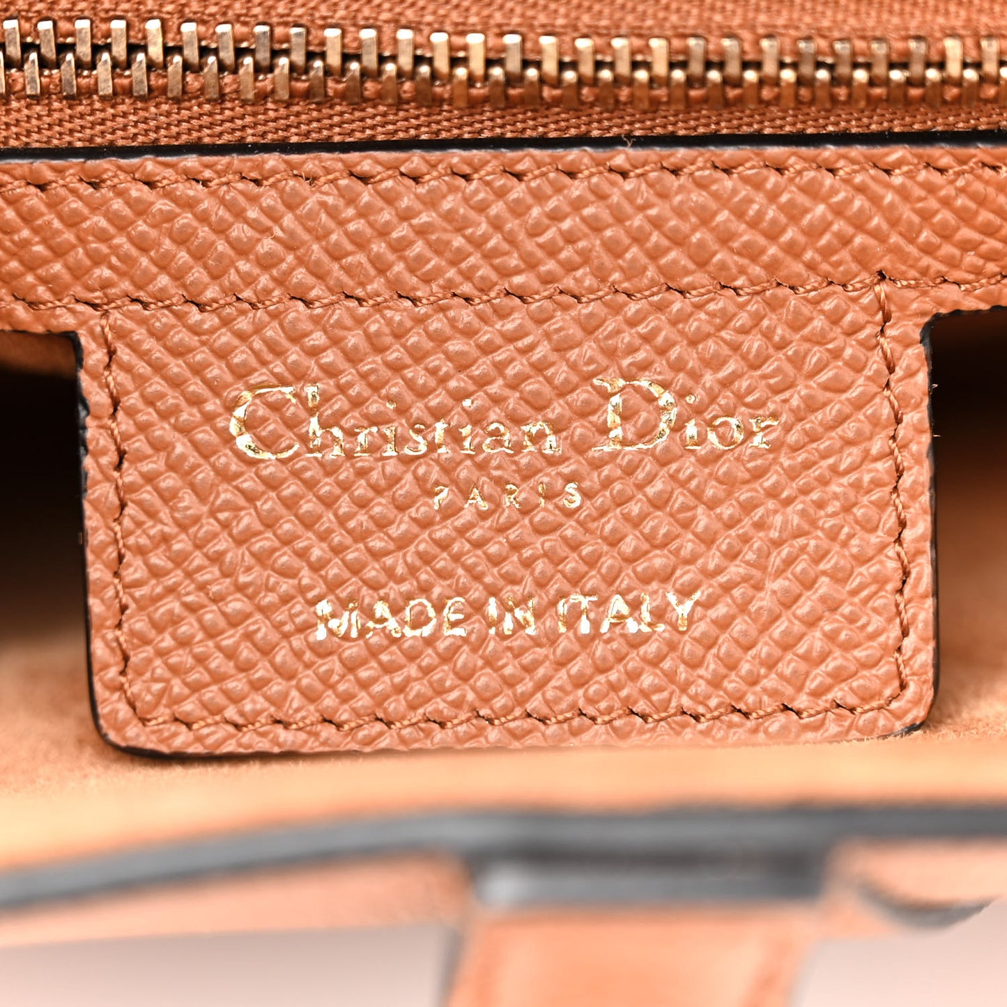 Grained Calfskin Saddle Bag Camello