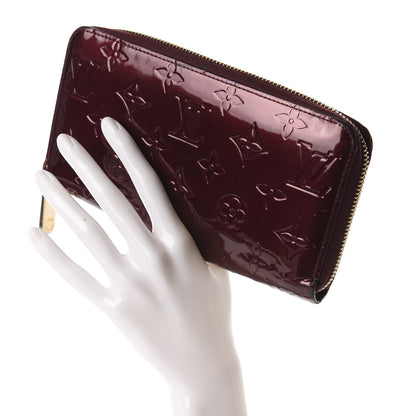 Louis Vuitton Vernis Zippy Wallet Rouge Fauviste 2 of 10