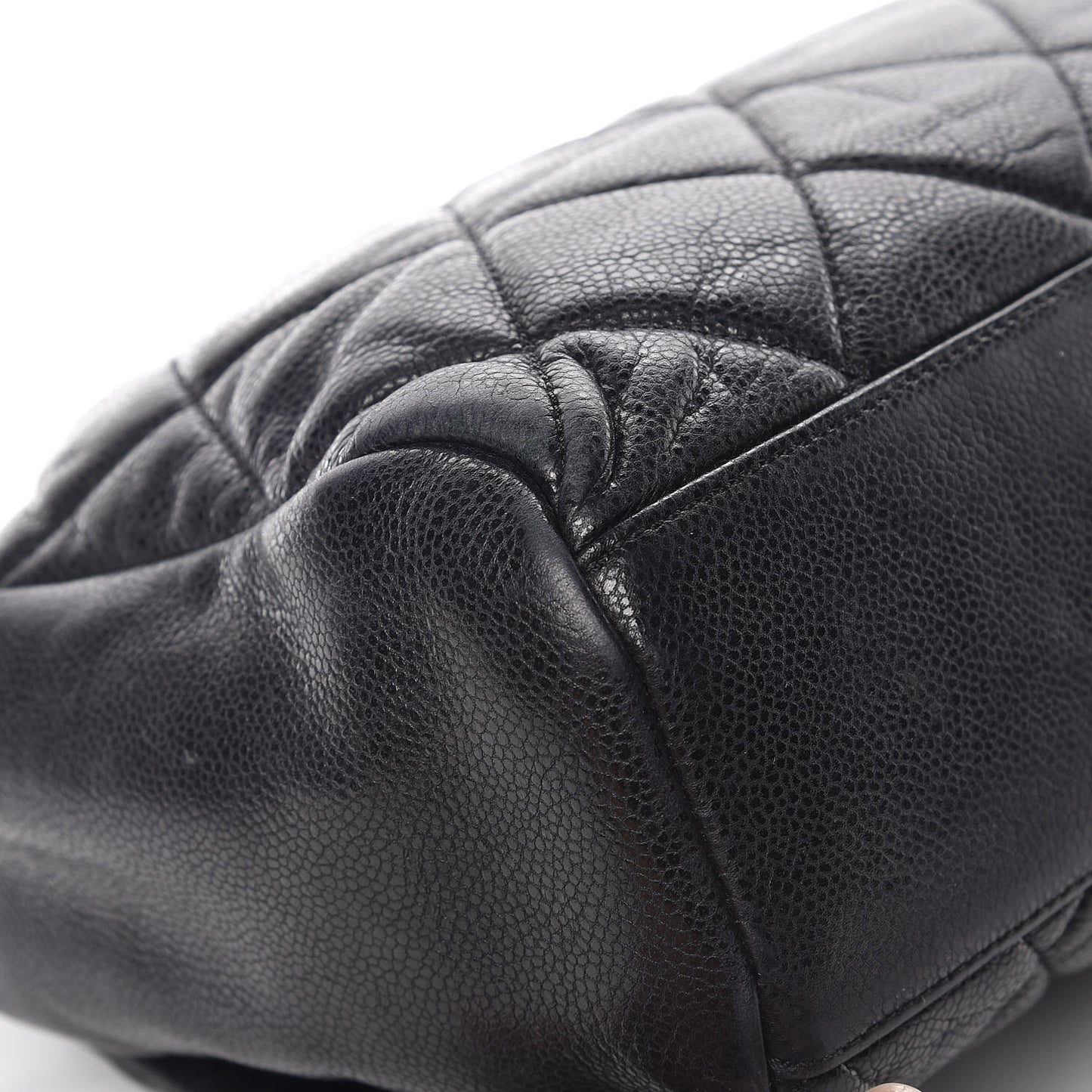Glazed Caviar Medium Nature Flap Bag Black