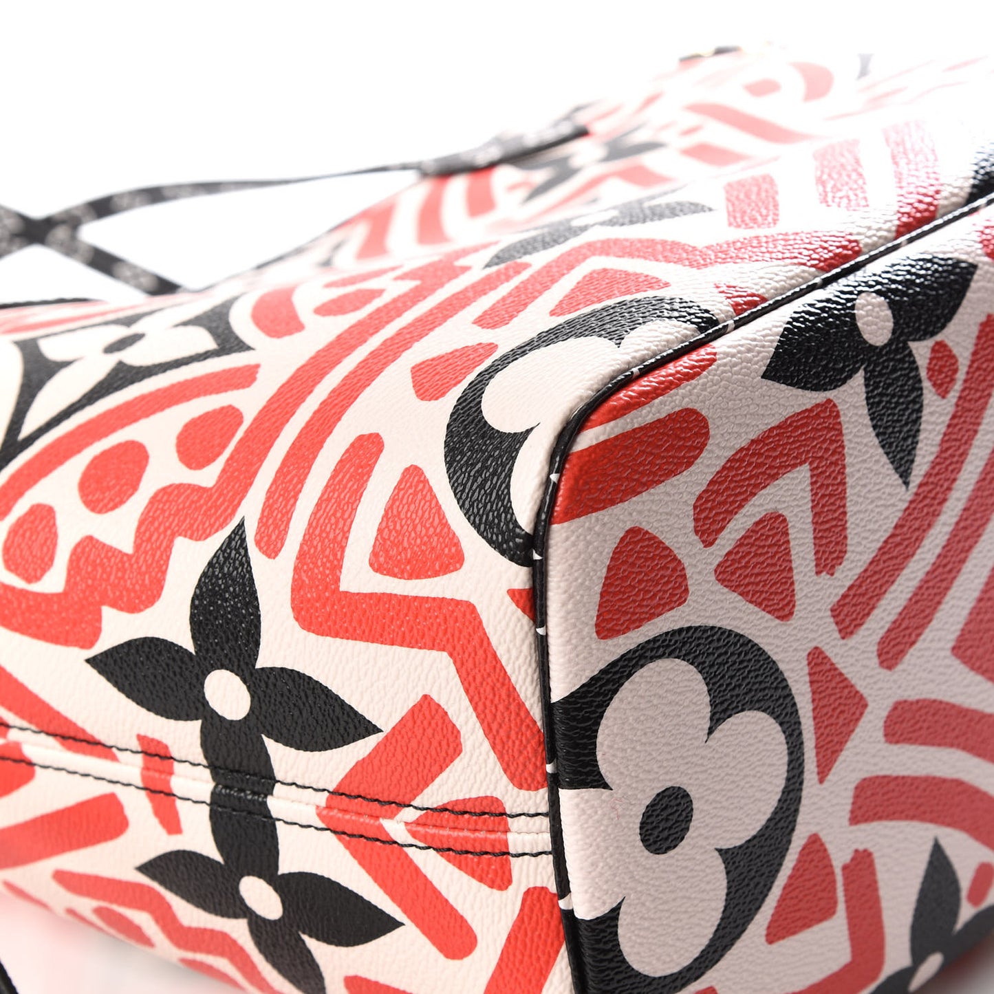 Monogram Giant Crafty Neverfull MM Creme Rouge Black