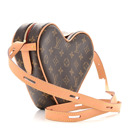 Louis Vuitton Monogram Game On Coeur 3 of 9