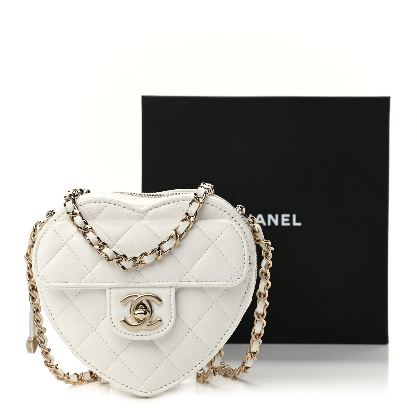 Lambskin Quilted CC In Love Heart Clutch With Chain White