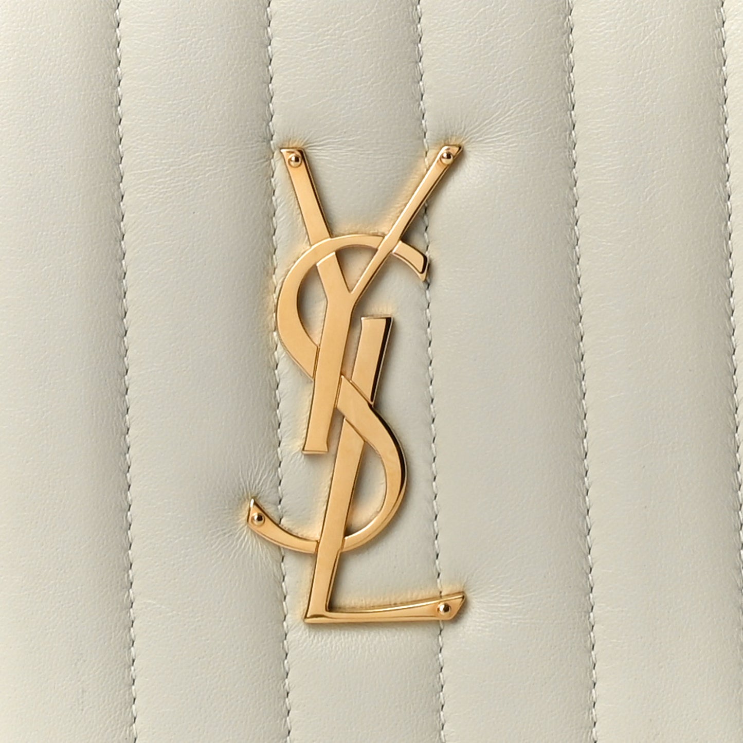Lambskin Matelasse Vicky Monogram Belt Bag Crema Soft