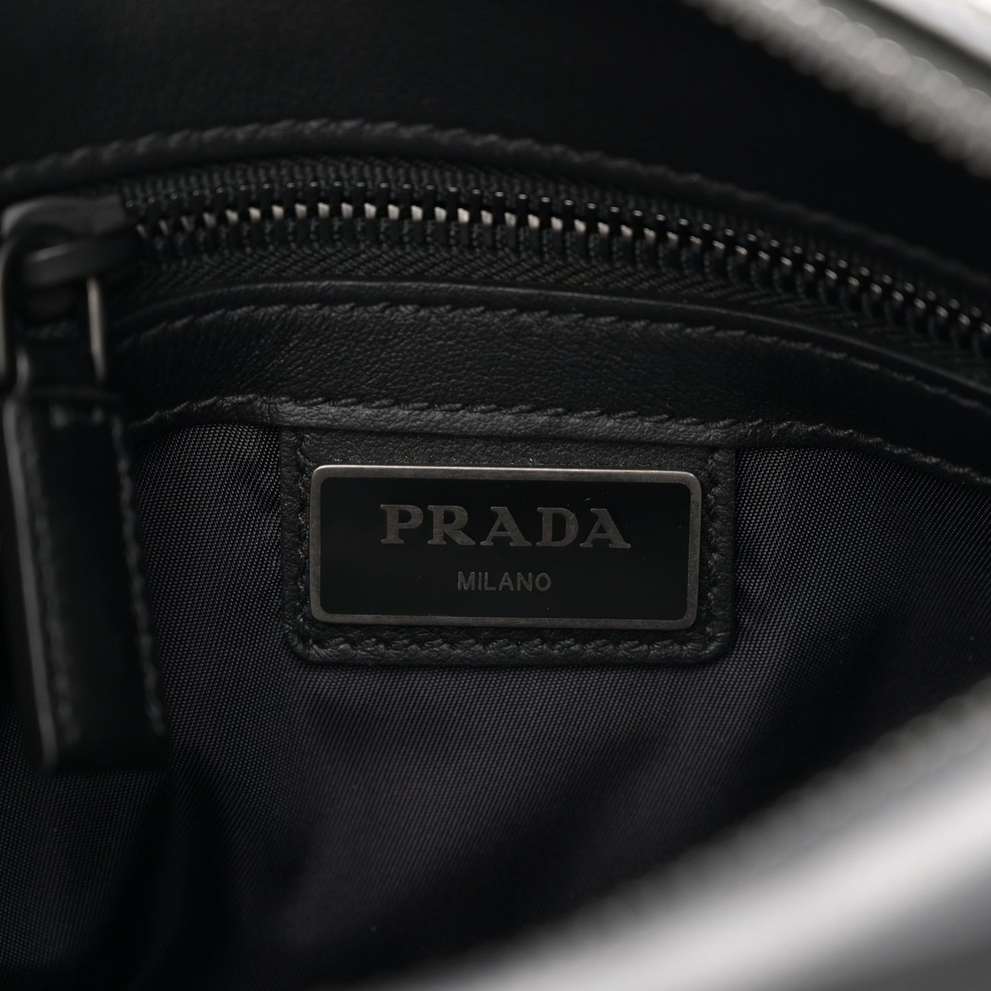 Grace Lux Montagna Messenger Bag Black