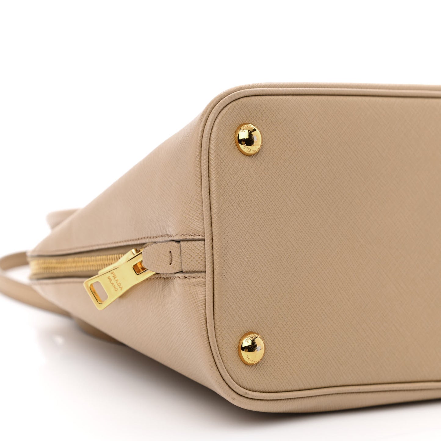 Saffiano Lux Medium Promenade Tote Sabbia