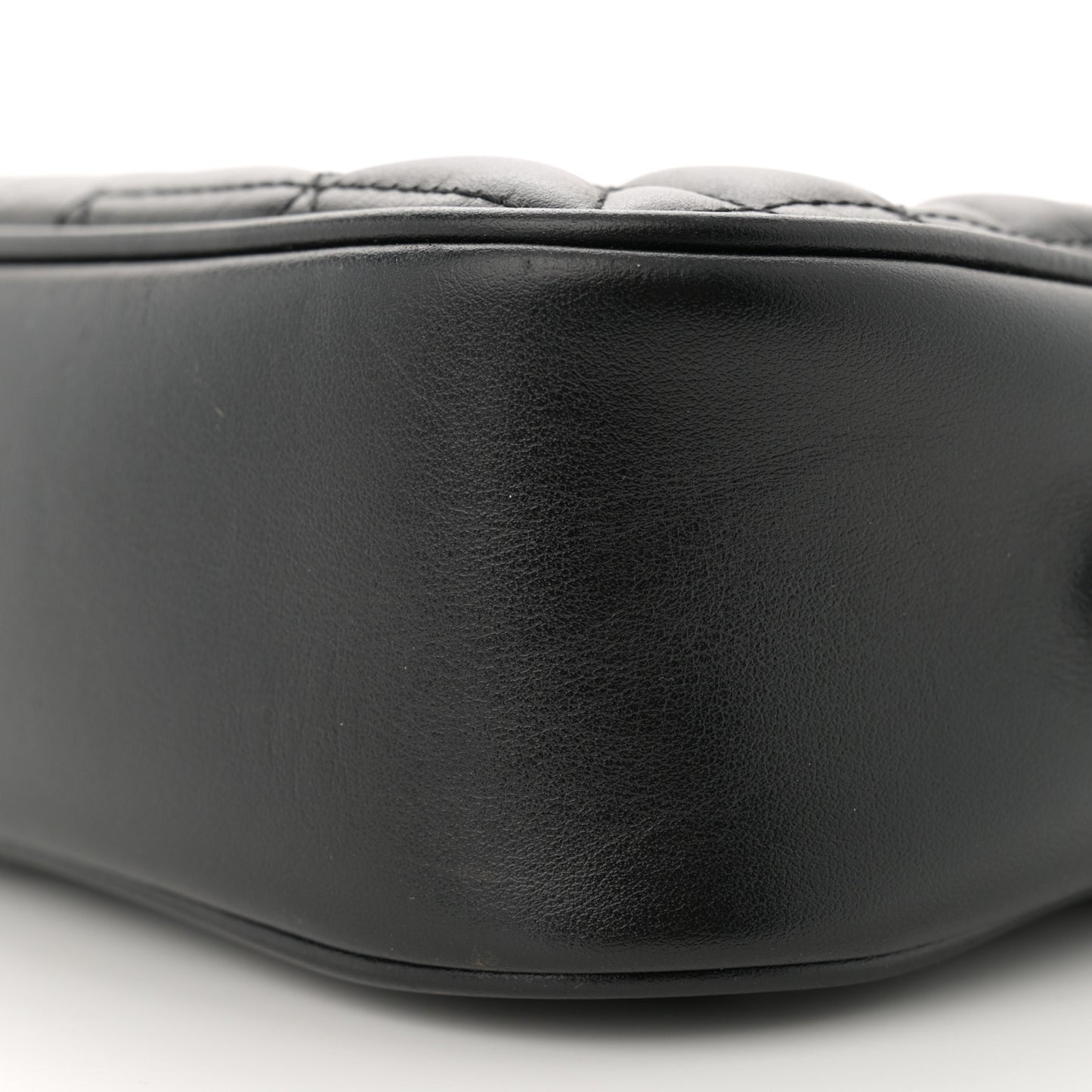 Calfskin Matelasse Aria Small GG Marmont Chain Shoulder Bag Black