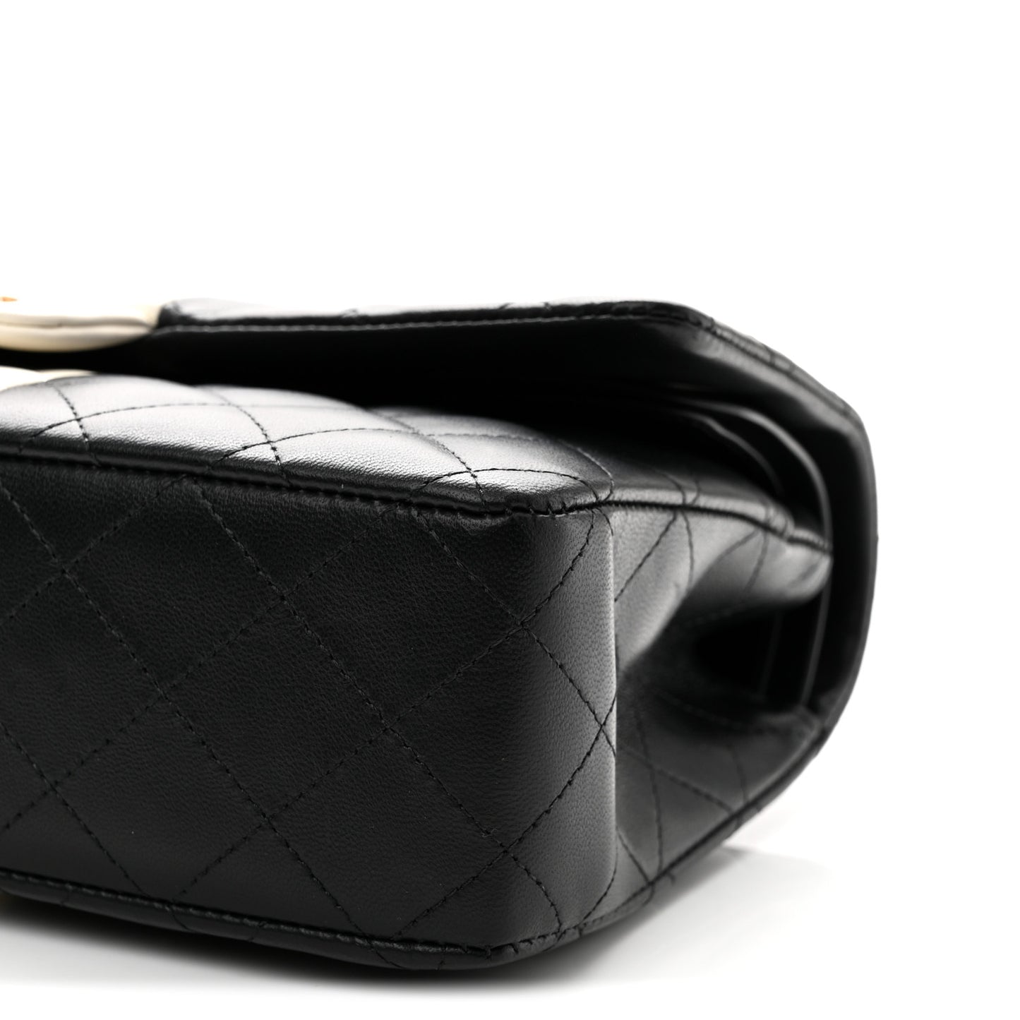 Lambskin Quilted Medium Double Flap Black White