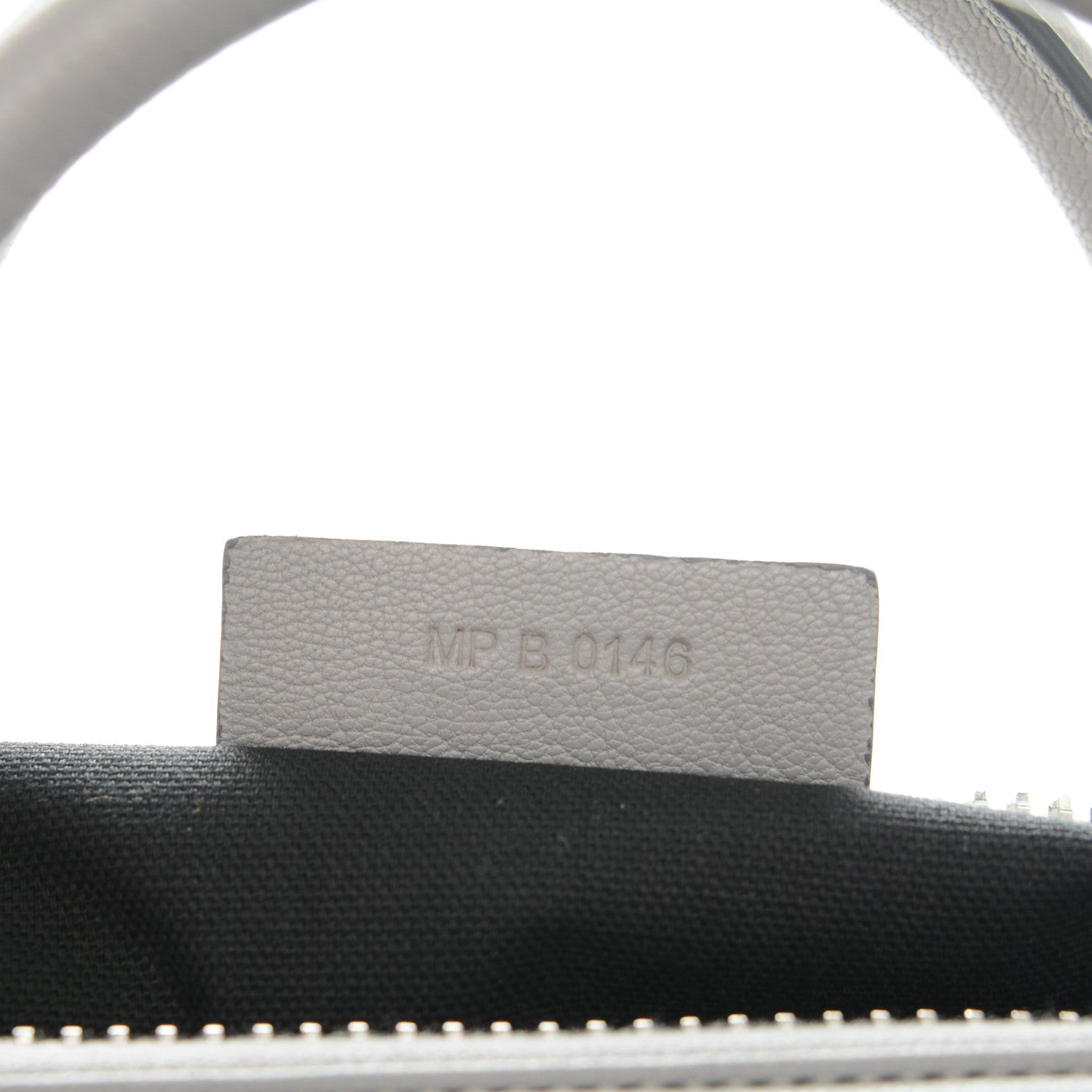 Givenchy Sugar Goatskin Medium Antigona Pearl Grey 7 of 7