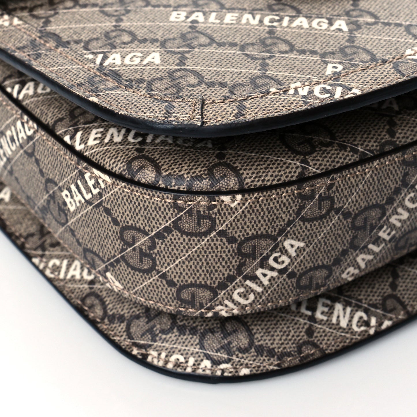X BALENCIAGA GG Supreme Monogram Logo Print Horsebit 1955 Shoulder Bag Beige Ebony