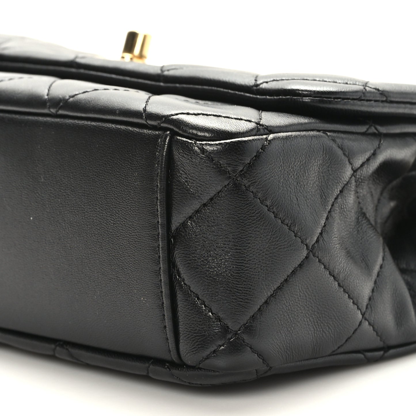 Lambskin Resin Pearl Quilted Small Flap Black