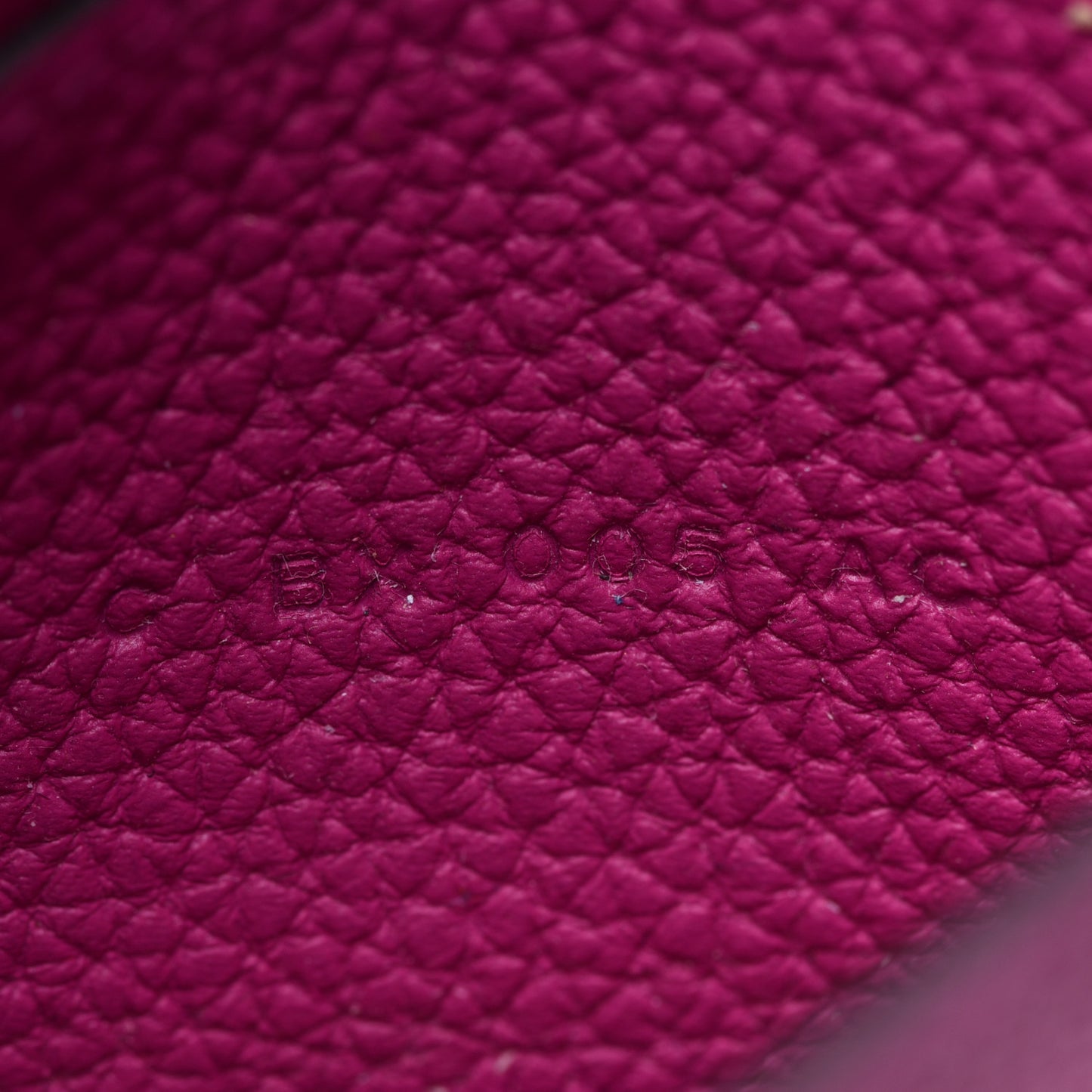 Togo Dogon Card Case Rose Pourpre