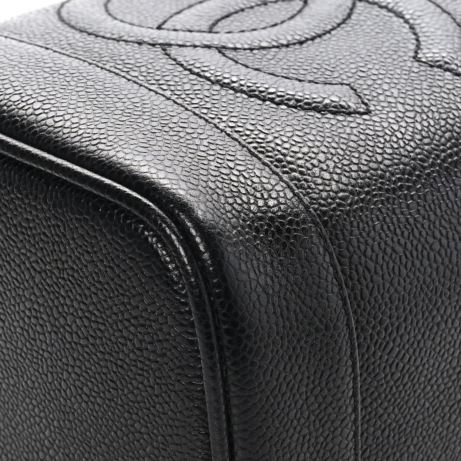 Chanel Caviar Vanity Cosmetic Case Black 10 of 13