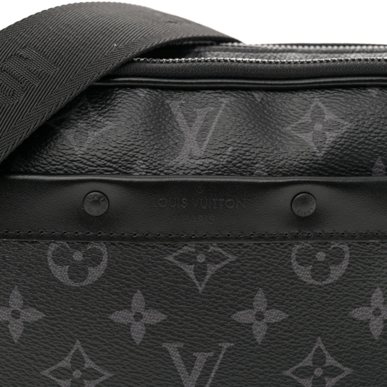 Louis Vuitton Monogram Eclipse Alpha Messenger 8 of 12