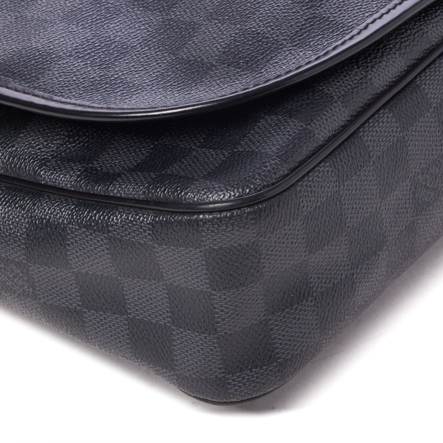 Louis Vuitton Damier Graphite Daniel GM 5 of 8