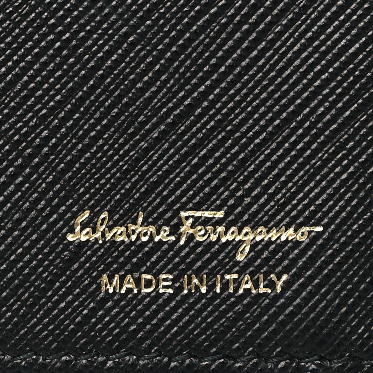 Salvatore Ferragamo Hammered Calfskin Vara Wallet On Chain Black 6 of 10