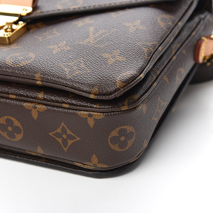 Louis Vuitton Monogram Pochette Metis 7 of 8