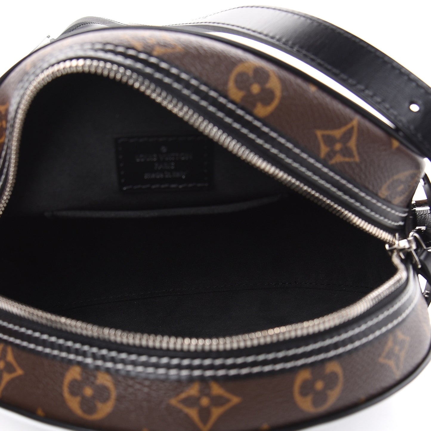 Calfskin Monogram LV Airline Boite Chapeau Souple White