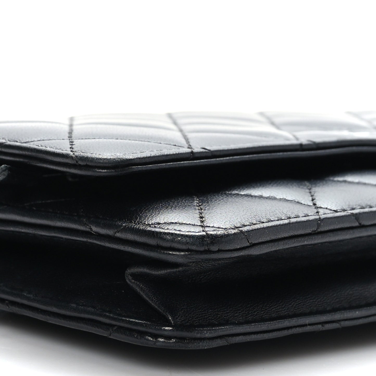 Lambskin Quilted Wallet On Chain WOC Black