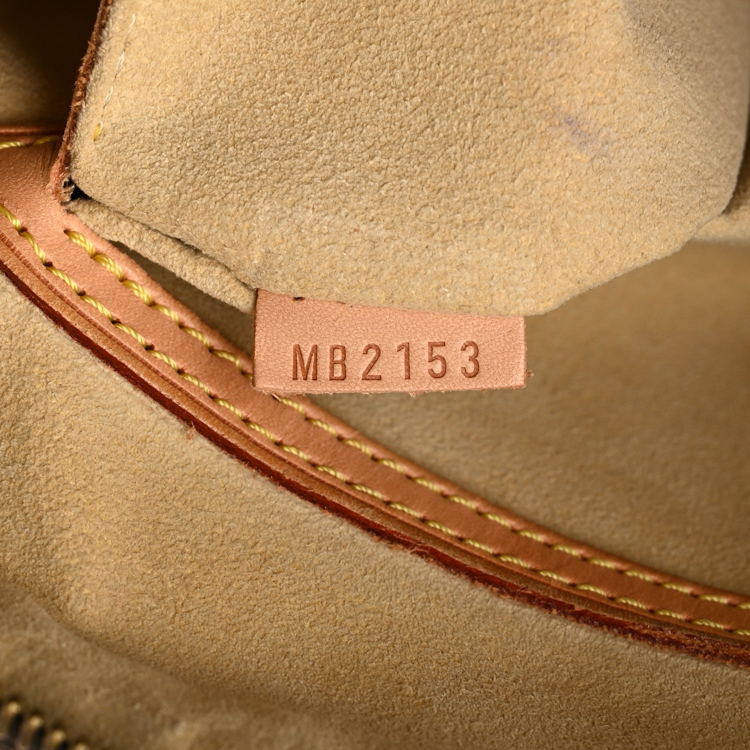Louis Vuitton Monogram Retiro PM 6 of 19
