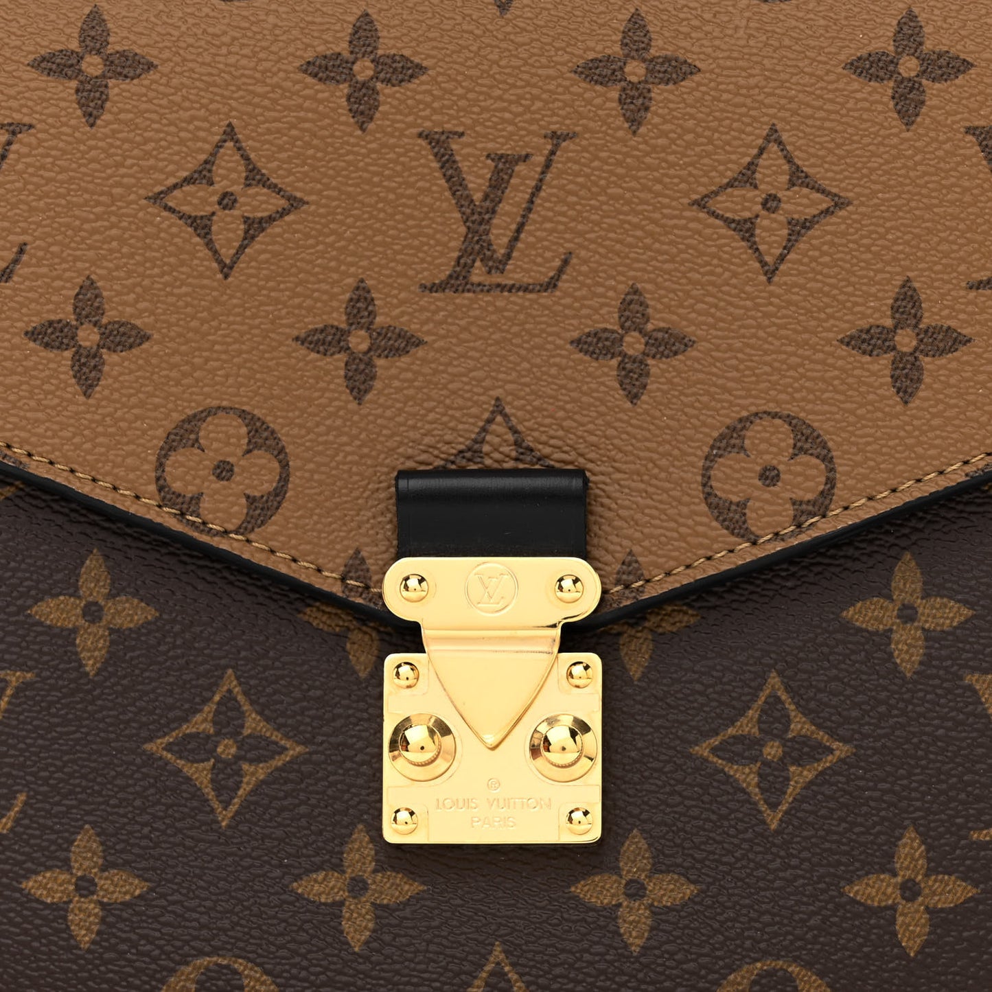 Reverse Monogram Pochette Metis