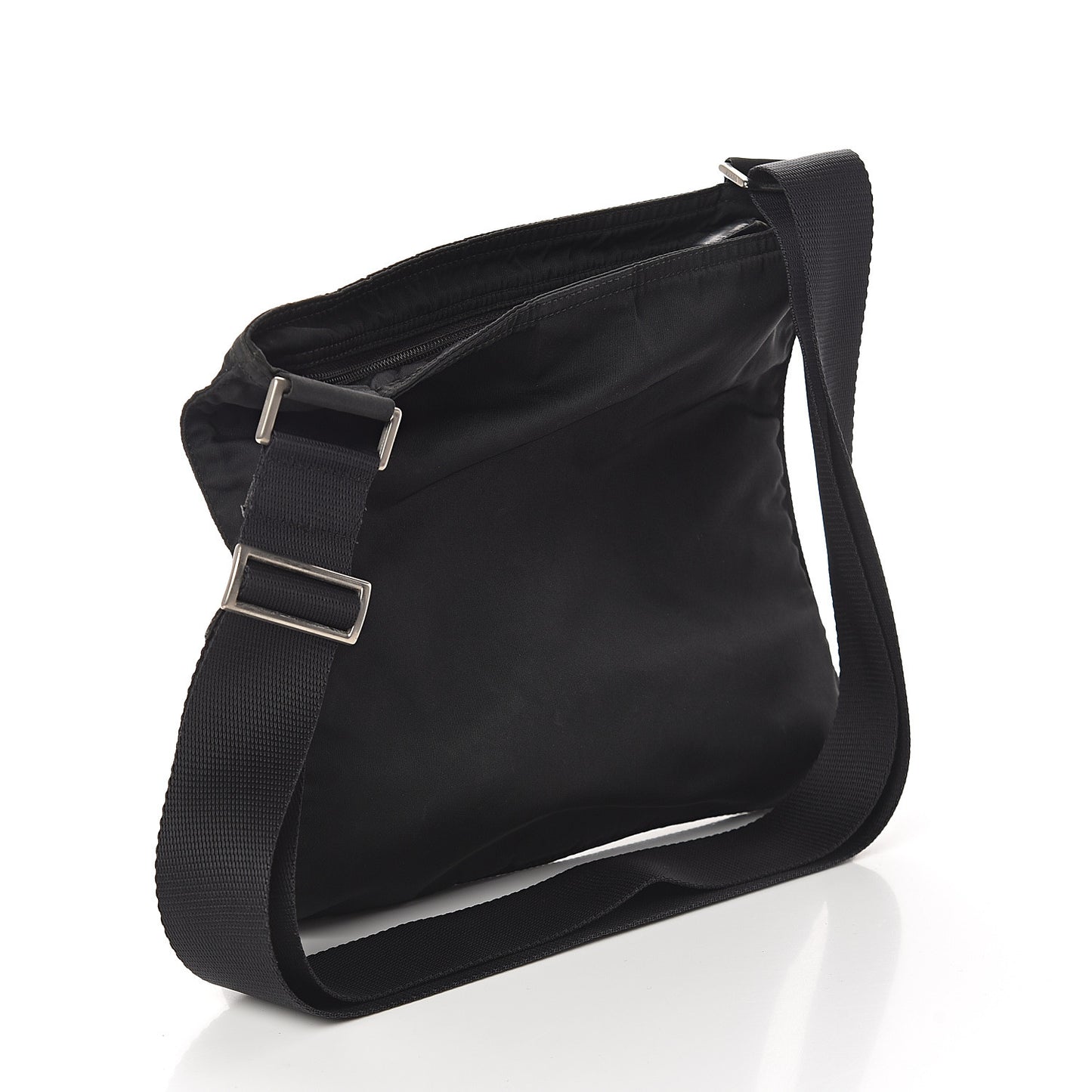 Nylon Flat Messenger Bag Black