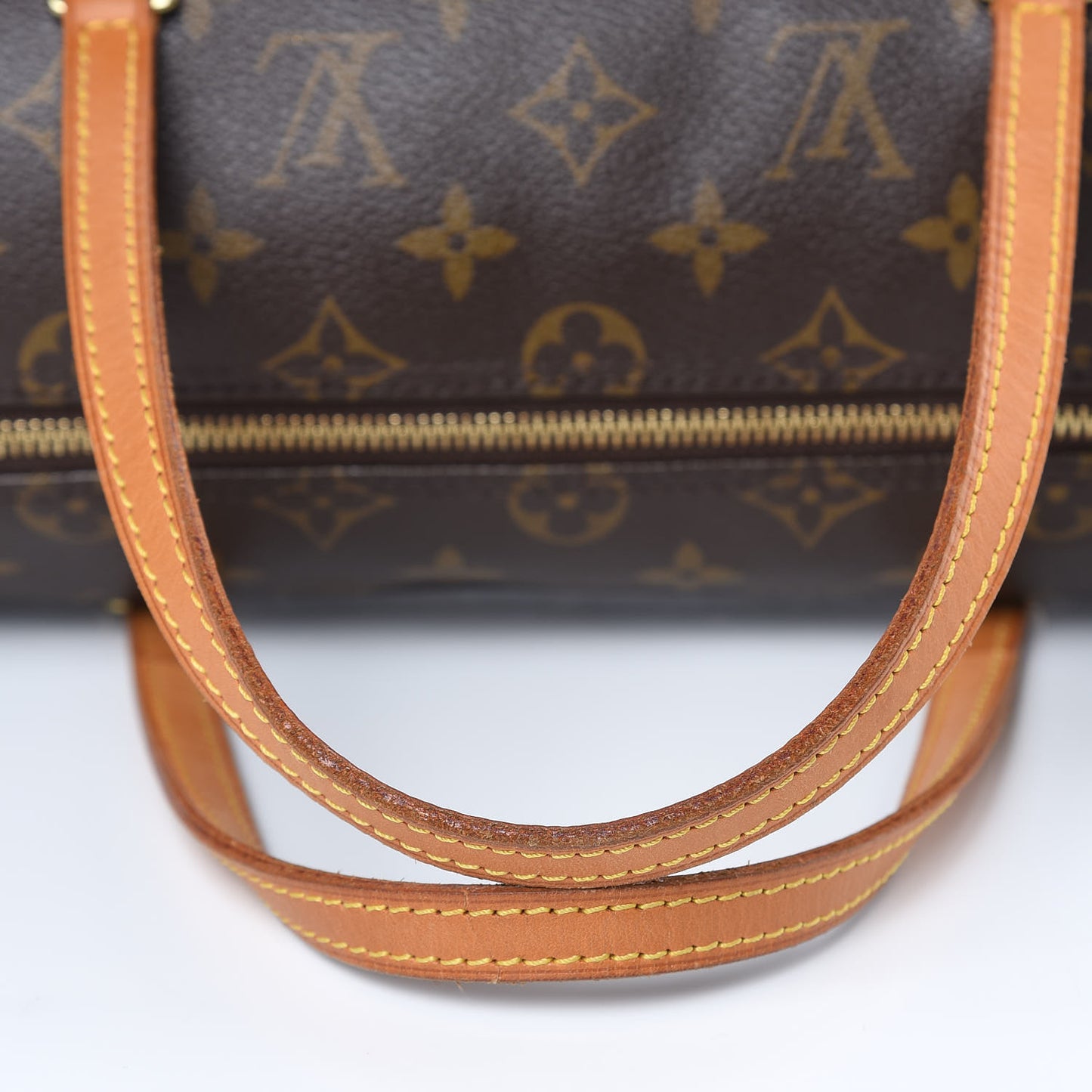 Monogram Papillon 26