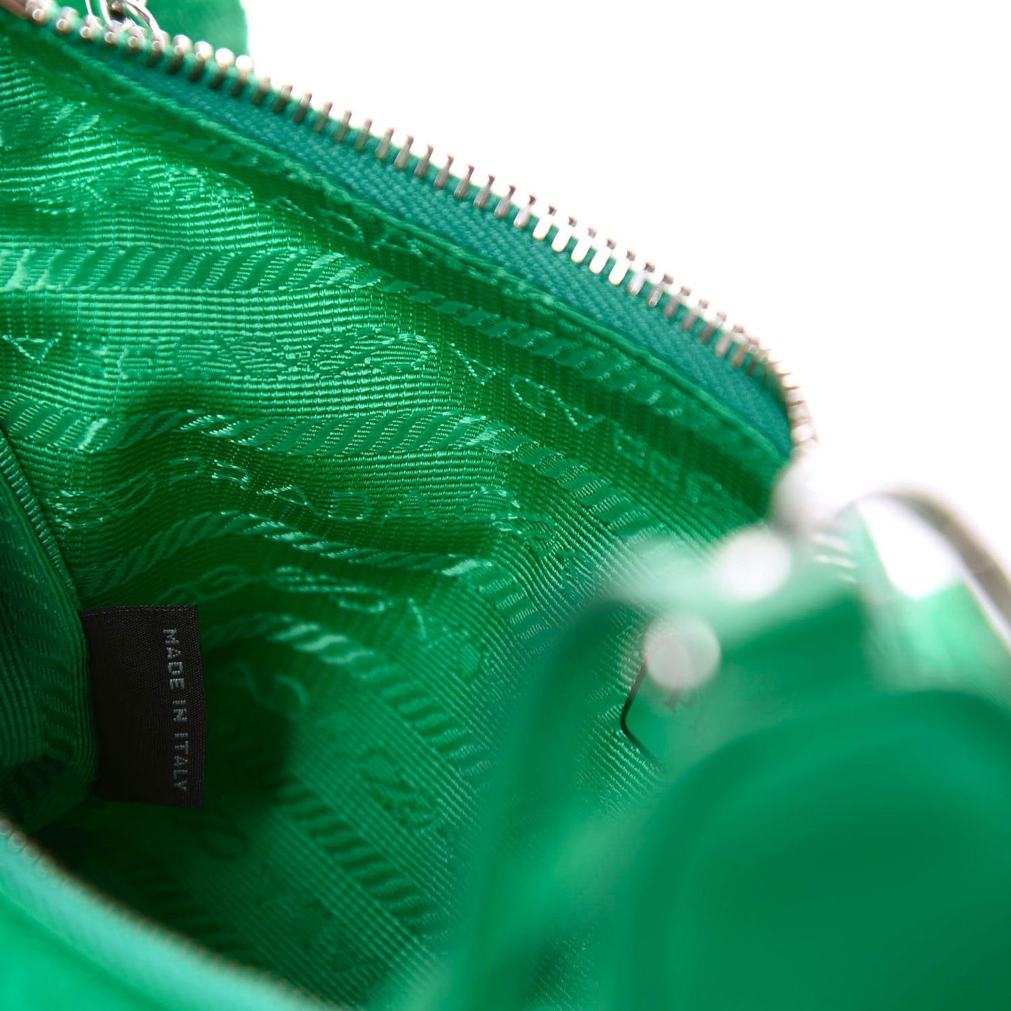 Nylon Re-Edition 2005 Shoulder Bag Menta