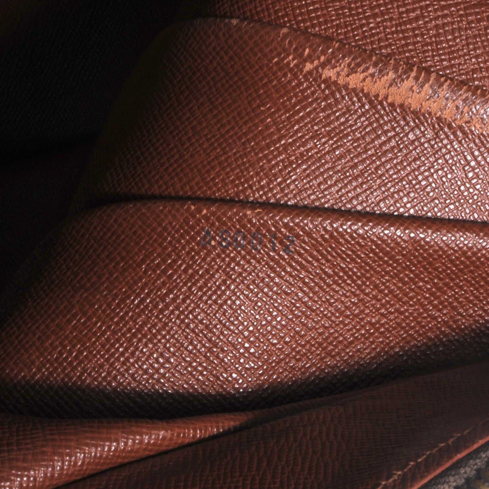 Louis Vuitton Monogram Boulogne 35 5 of 11