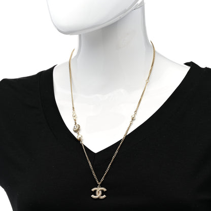 Chanel Pearl CC Pendant Necklace Gold 2 of 7