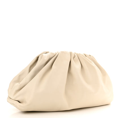 Bottega Veneta Smooth Butter Calf The Pouch Oversized Clutch Plaster 3 of 14