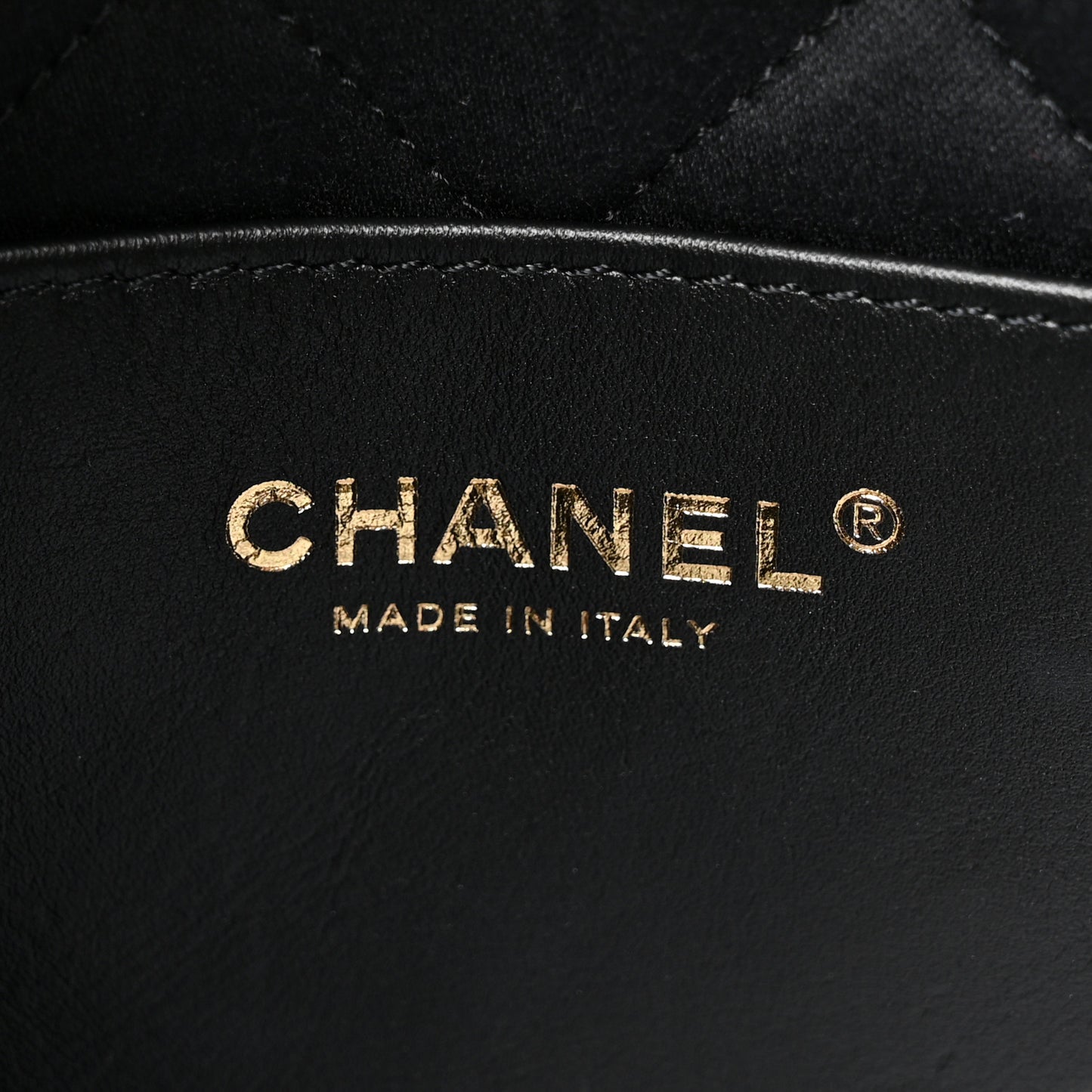 Shiny Calfskin Quilted Mini Chanel 22 Black