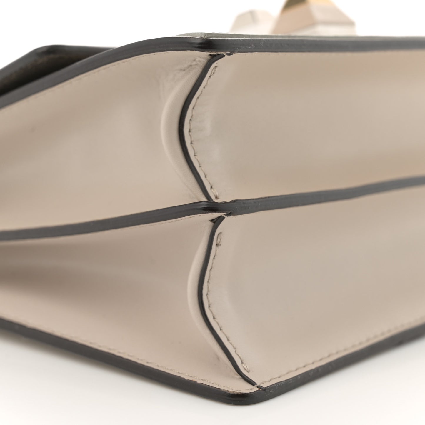 Vitello Liberty Lucido Catalan Mirror Hypnoteyes Studded Small Kan I Shoulder Bag Grigio Polvere Bordeaux Multicolor