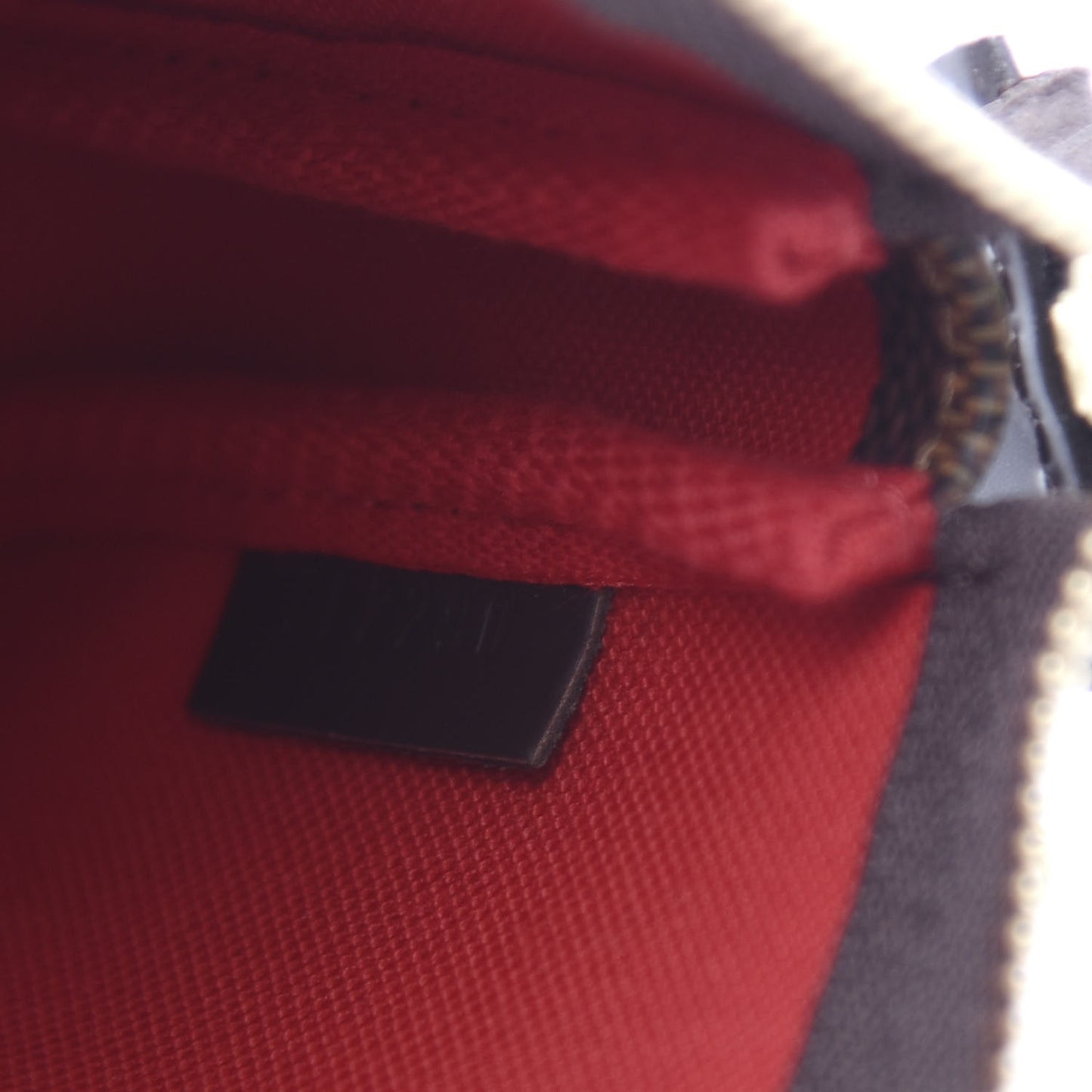 Damier Ebene Mini Pochette Accessories